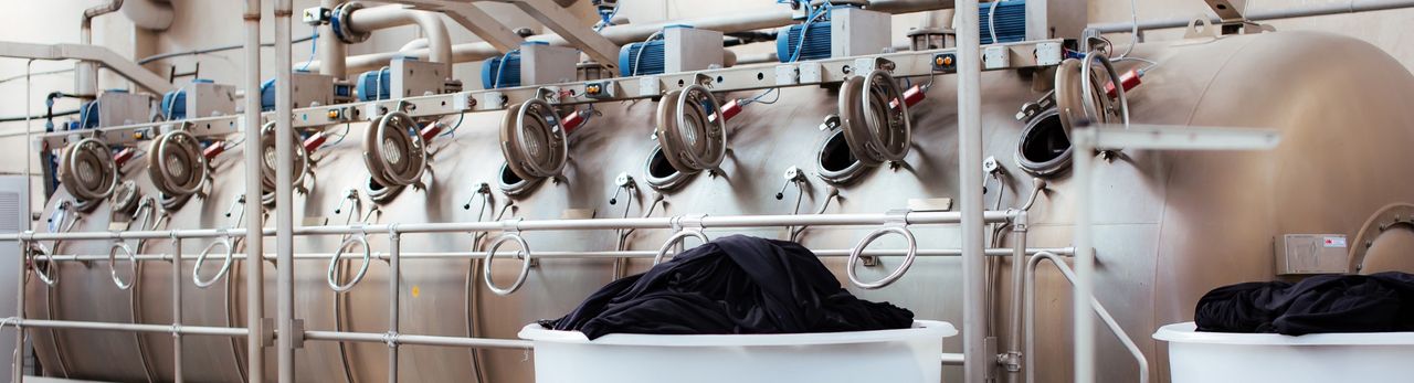 Proveedor de insumos químicos para la industria del cuero en Ecuador